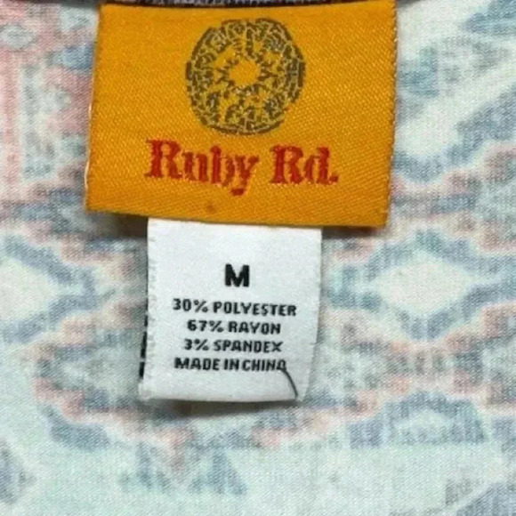 Ruby Rd. Women's Embellished V-Neck Blouse Batwing Sleeves Geometric Multicolor - Picture 3 of 3